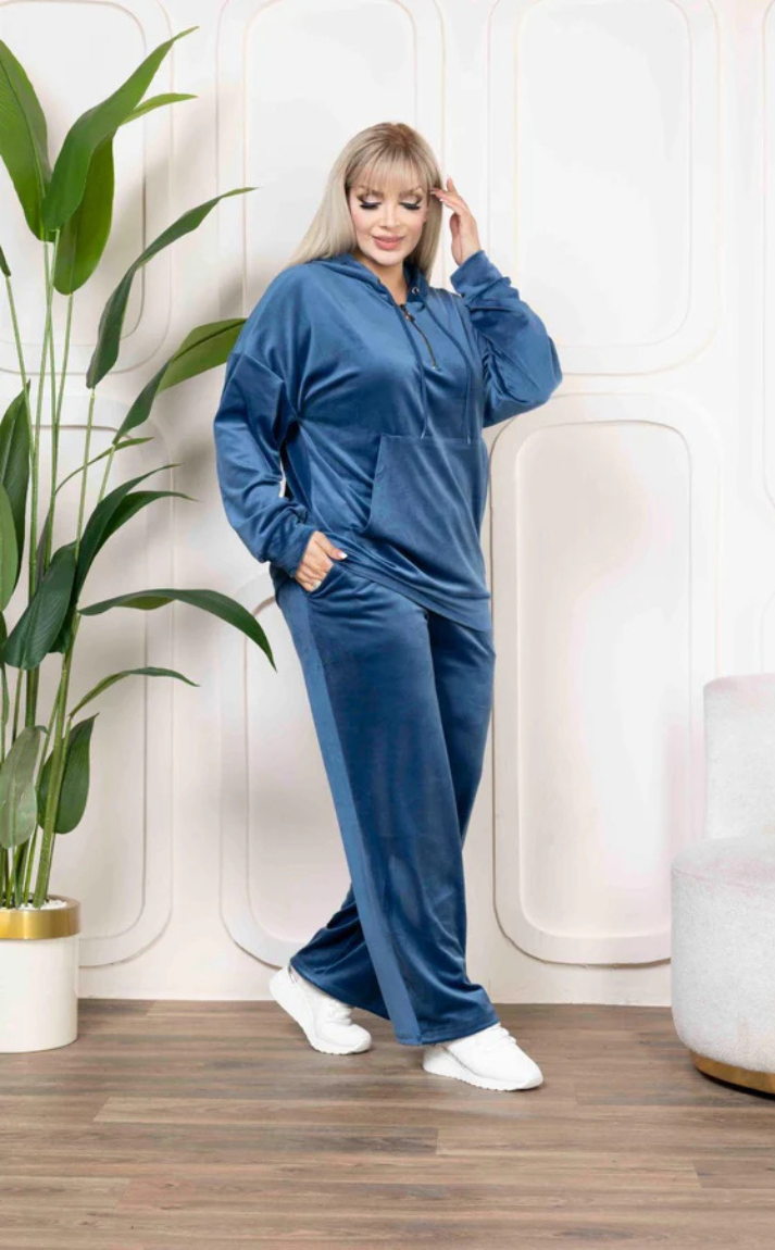 Sports Set Blue Velvet MJE 787