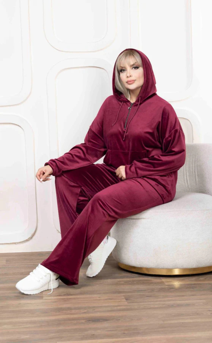 Sports Set Red Velvet