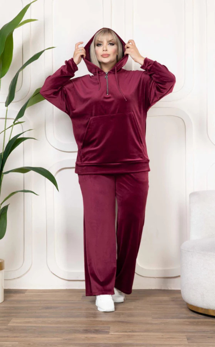 Sports Set Red Velvet