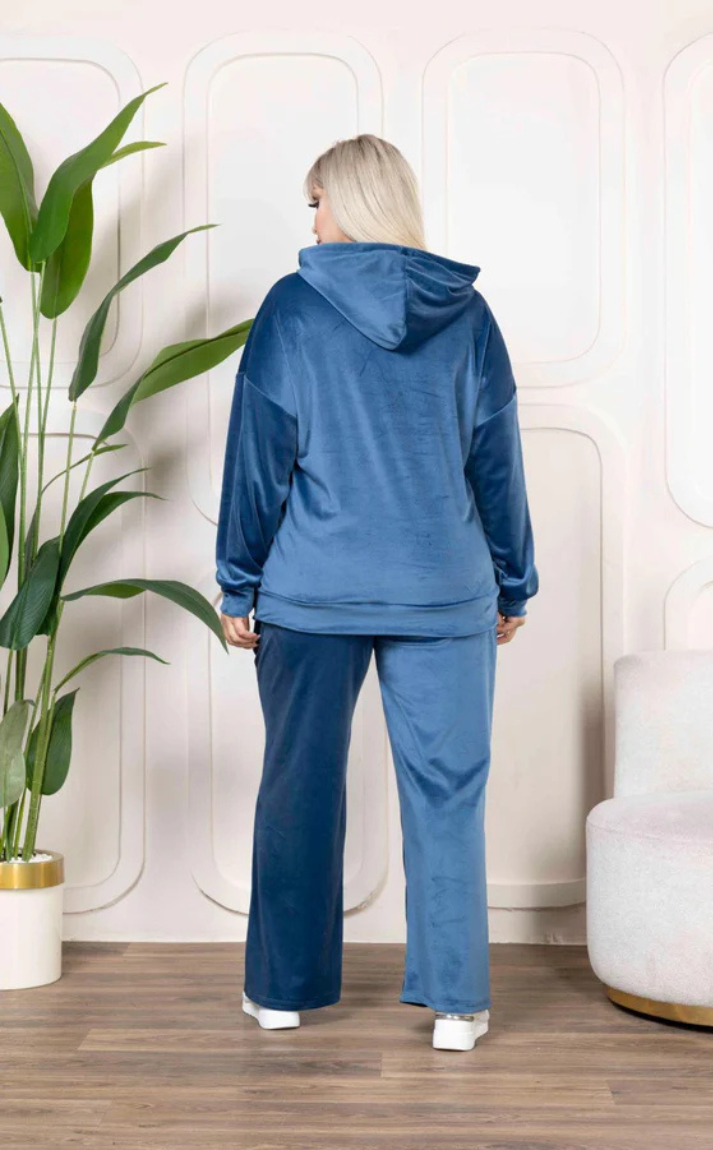 Sports Set Blue Velvet MJE 787